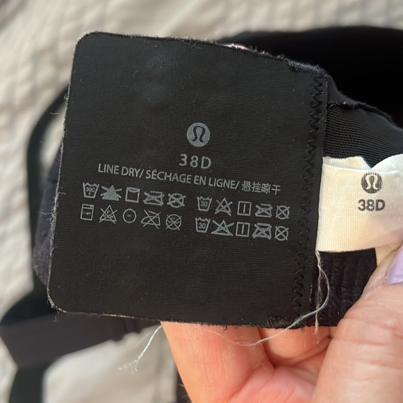 Lululemon sport’s bra high support like new - Picture 4 of 6